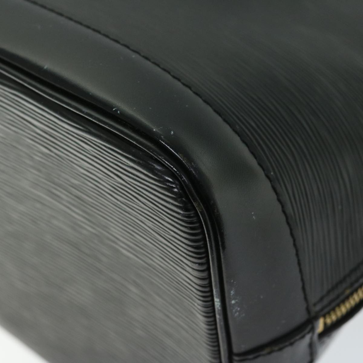 LOUIS VUITTON Epi Alma Hand Bag Black M52142 LV 66774