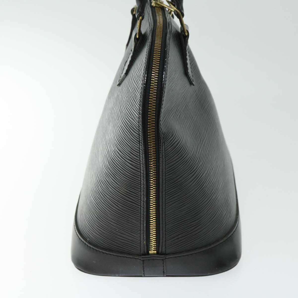 LOUIS VUITTON Epi Alma Hand Bag Black M52142 LV 66774