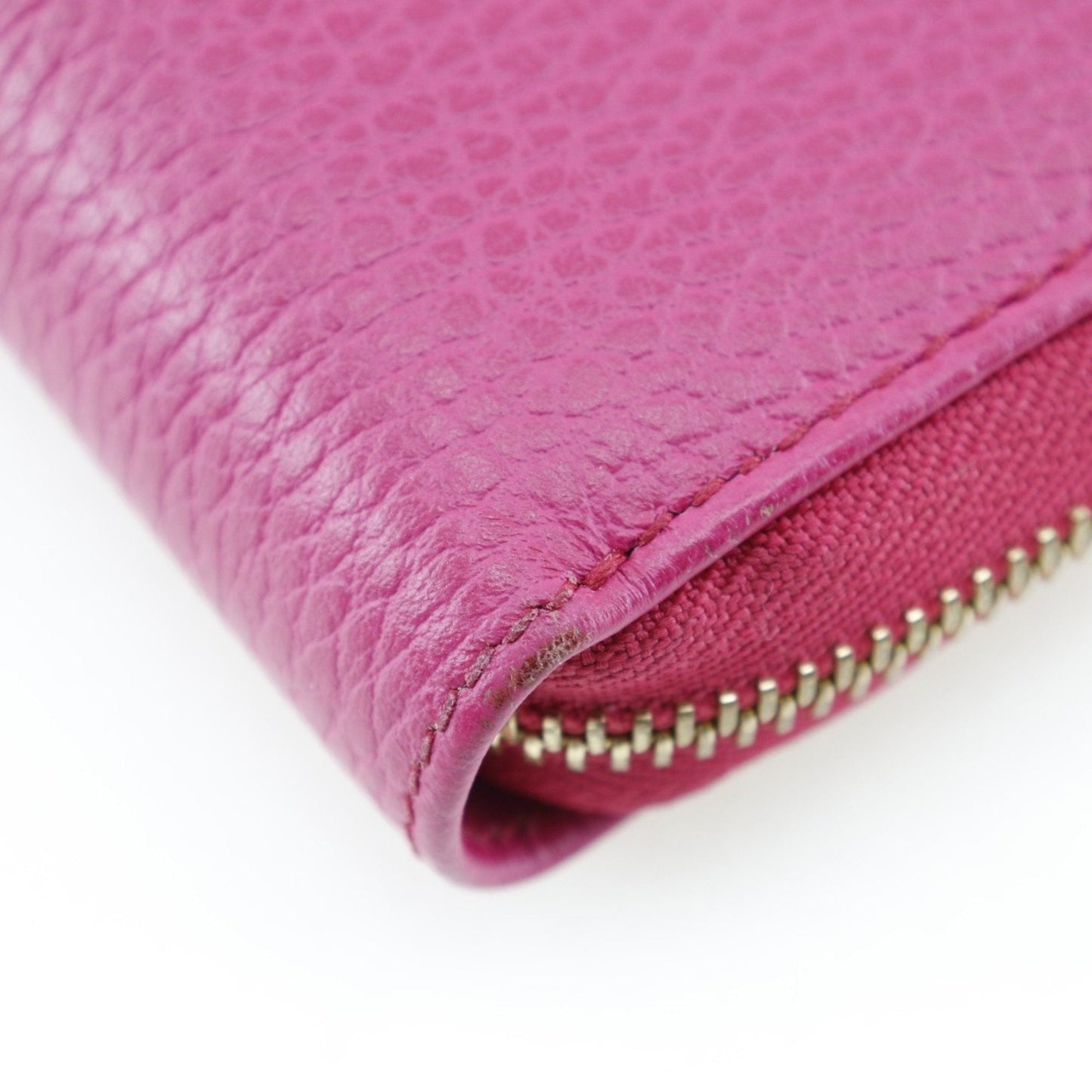 Gucci Zip Around  Calfskin Wallet  ()