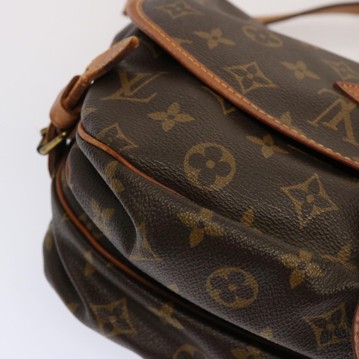 LOUIS VUITTON Monogram Saumur 30 Shoulder Bag M42256 LV 67640