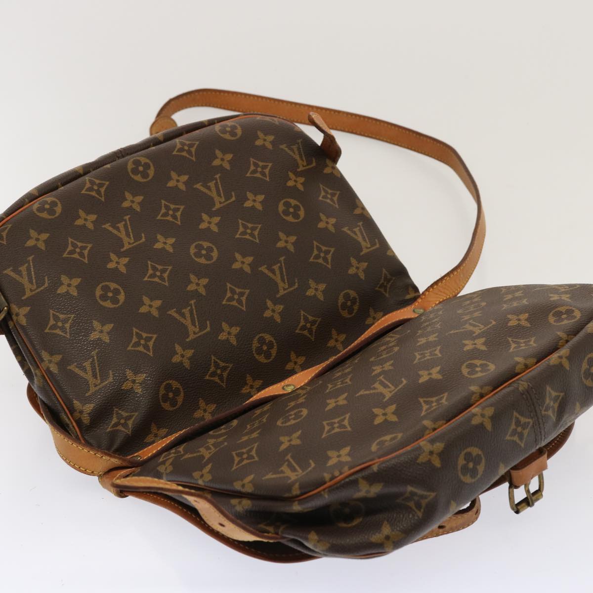 LOUIS VUITTON Monogram Saumur 30 Shoulder Bag M42256 LV 67640
