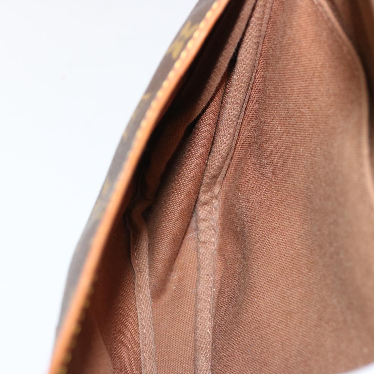 LOUIS VUITTON Monogram Saumur 30 Shoulder Bag M42256 LV 67640