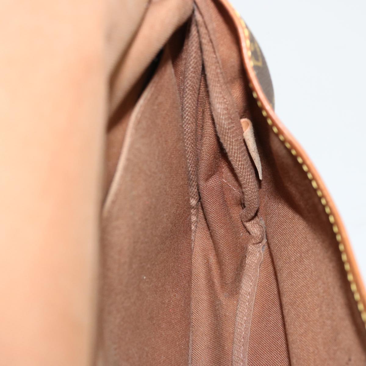 LOUIS VUITTON Monogram Saumur 30 Shoulder Bag M42256 LV 67640