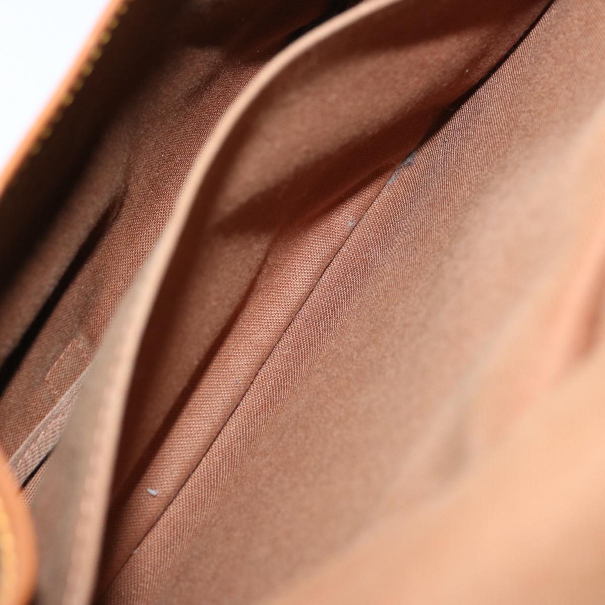 LOUIS VUITTON Monogram Saumur 30 Shoulder Bag M42256 LV 67640