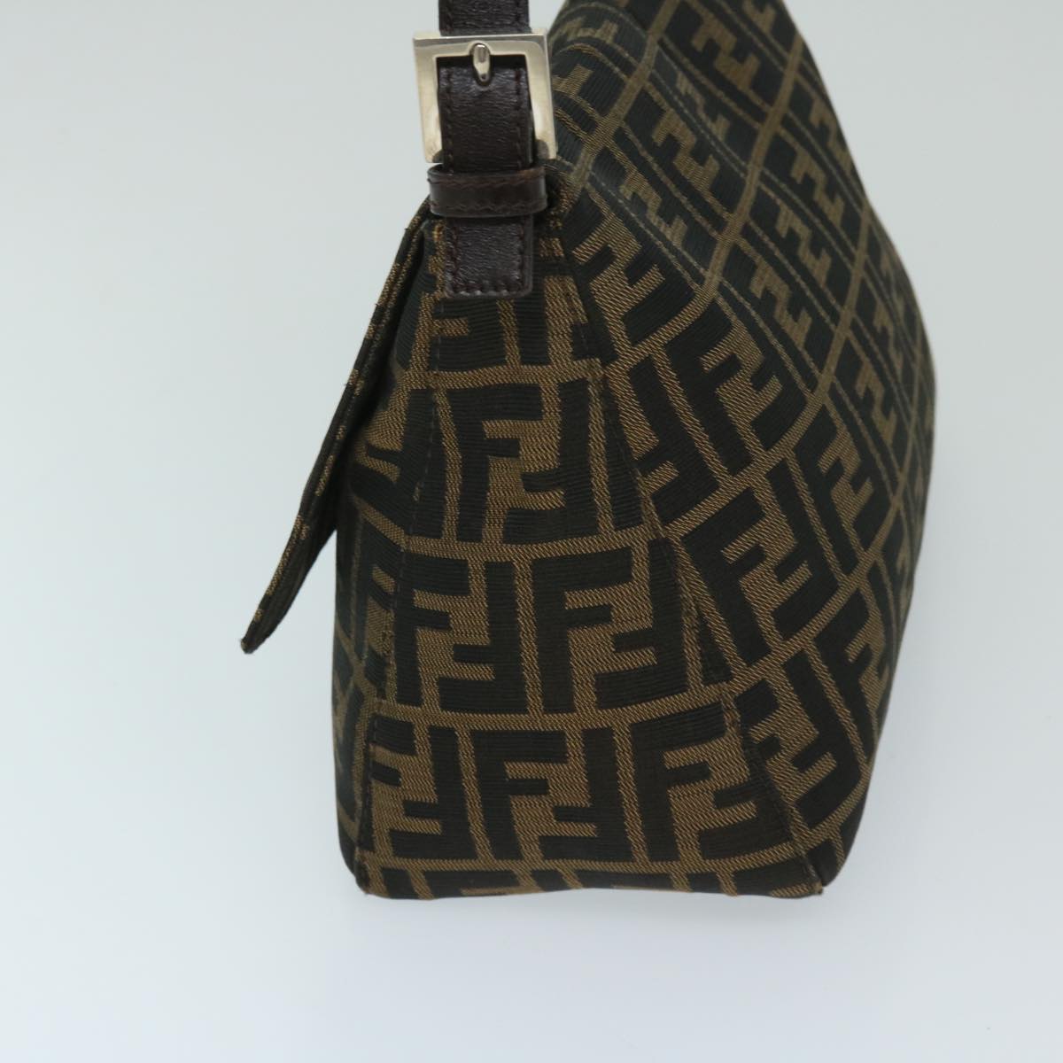 Luxury FendiZucca Canvas Mamma Baguette Shoulder Bag Black Brown68265