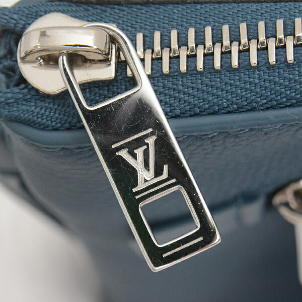 Louis Vuitton Leather Pochette iPad Clutch M81029