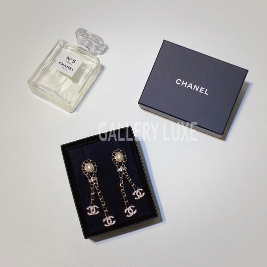No.3307-Chanel Metal Pearl & Leather Crystal Coco Mark Earrings
