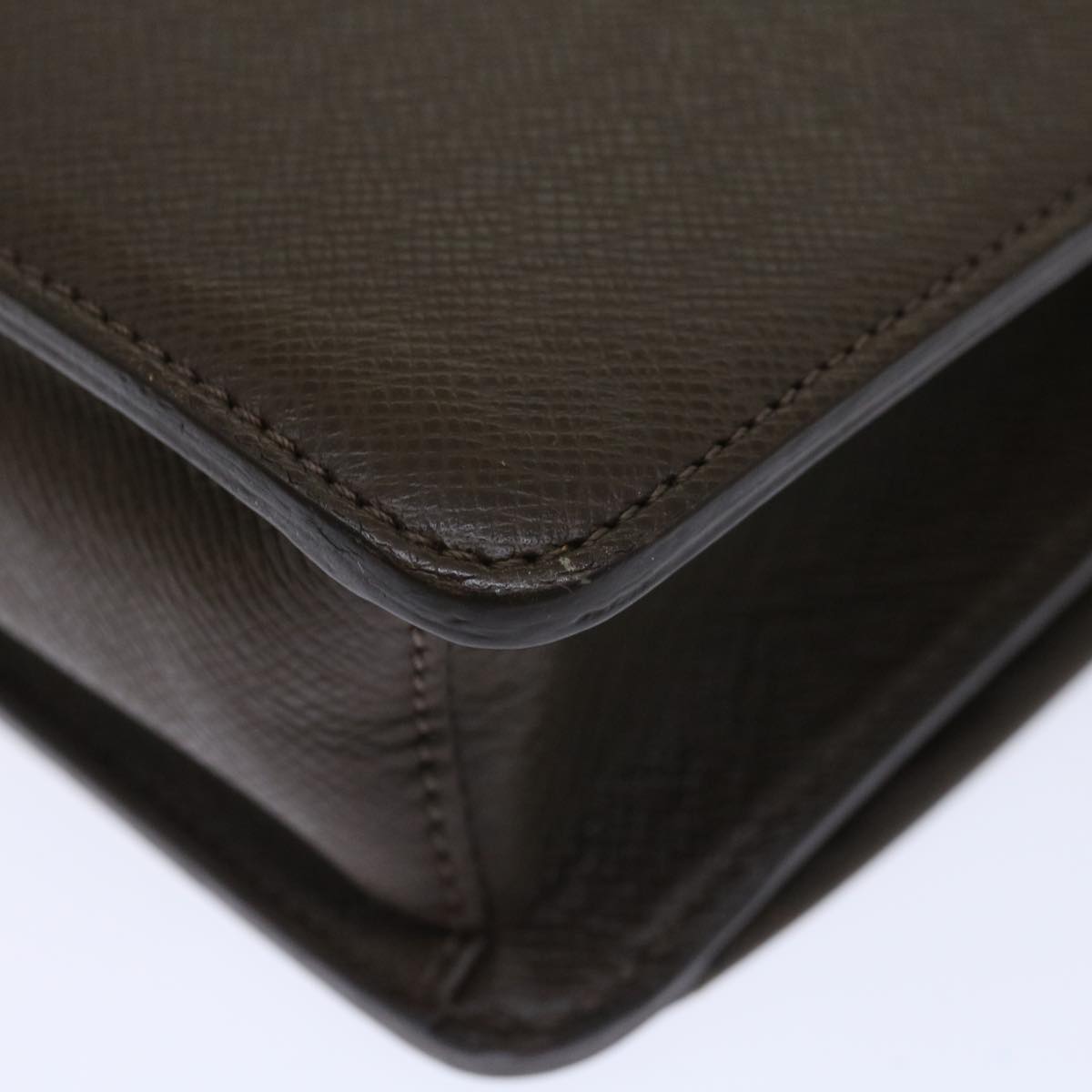 LOUIS VUITTON Taiga Robusto 1 Business Bag Grizzly M31058 LV 69123