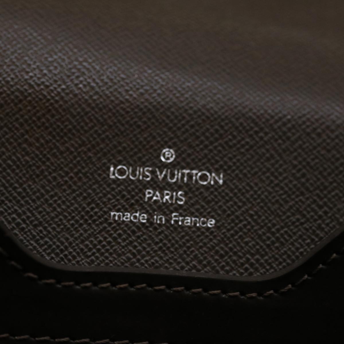 LOUIS VUITTON Taiga Robusto 1 Business Bag Grizzly M31058 LV 69123