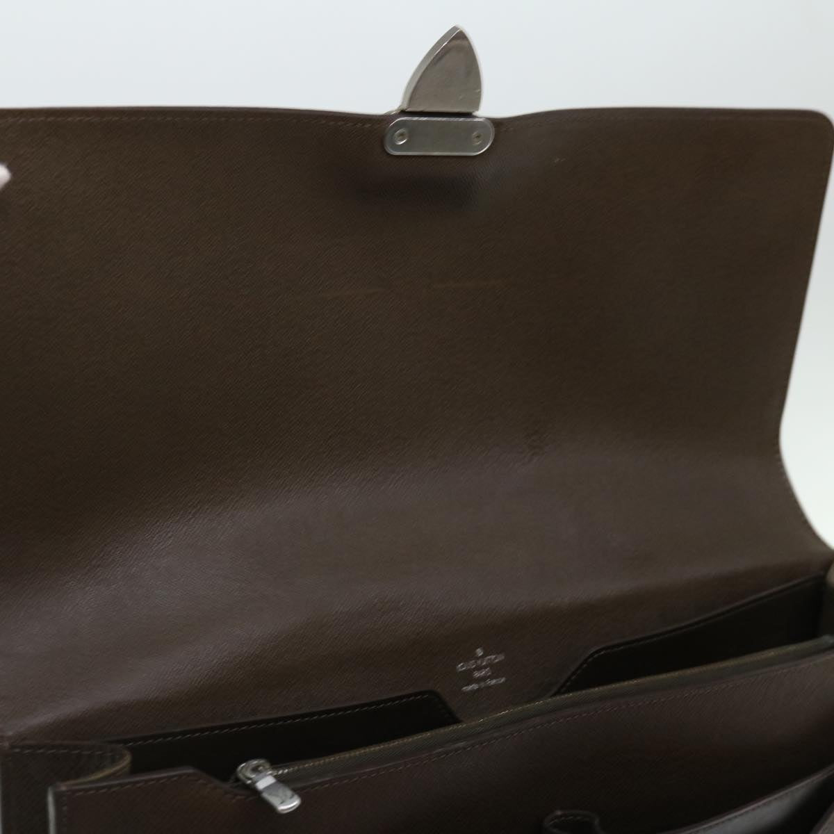 LOUIS VUITTON Taiga Robusto 1 Business Bag Grizzly M31058 LV 69123