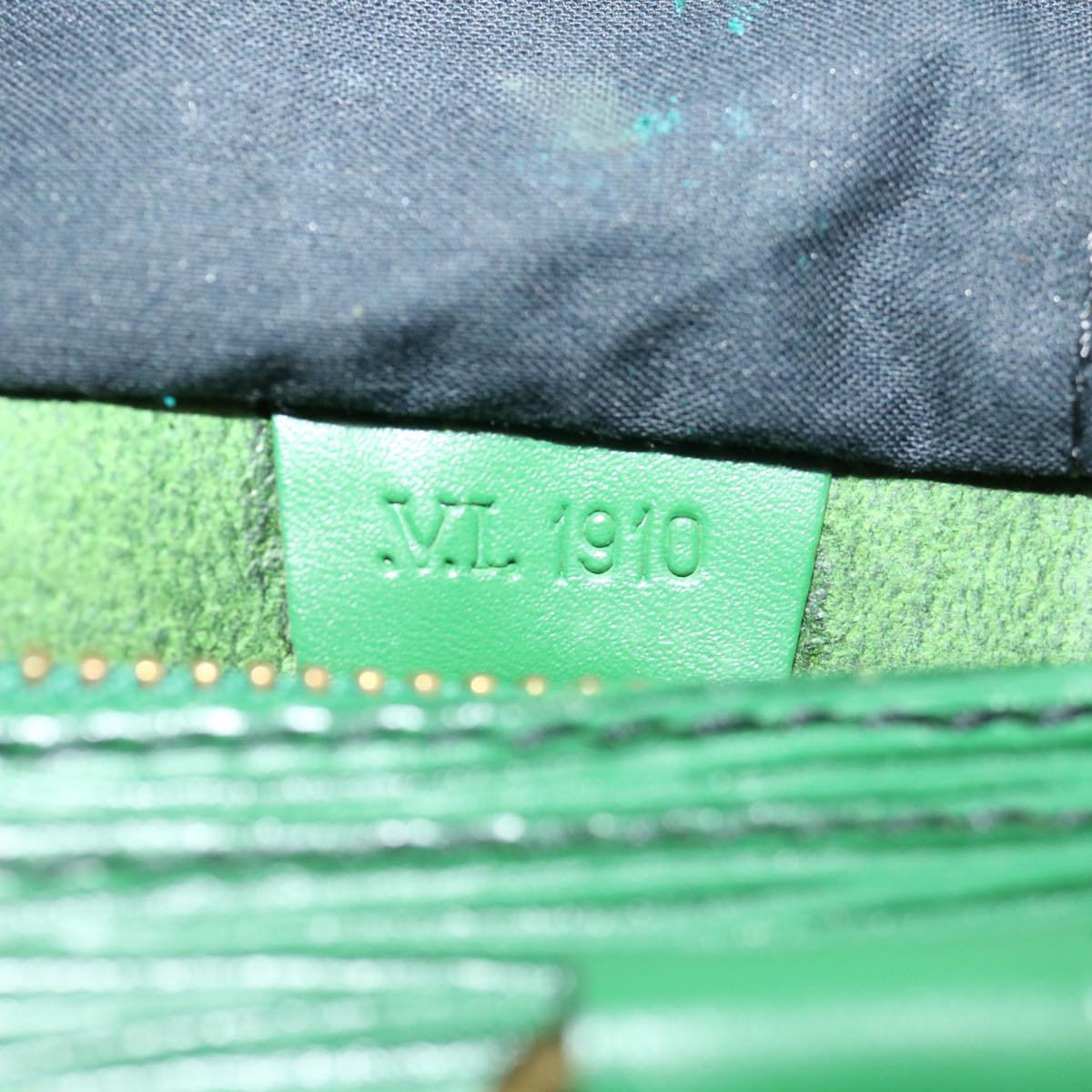 LOUIS VUITTON Epi Speedy 30 Hand Bag Borneo Green M43004 LV 69300