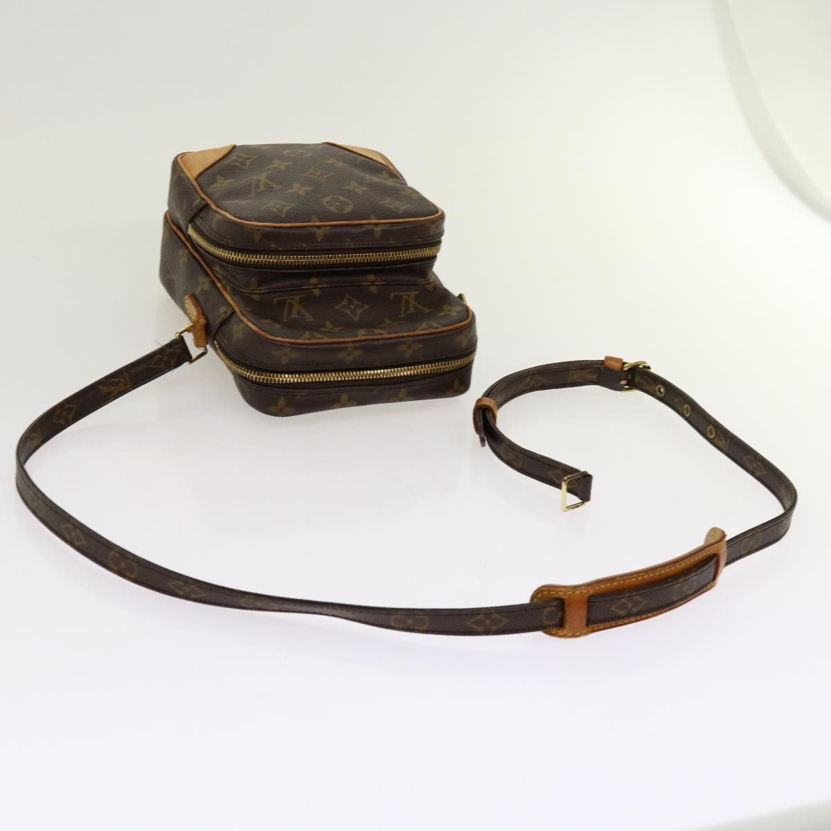 LOUIS VUITTON Monogram Amazon Shoulder Bag M45236 LV 69715