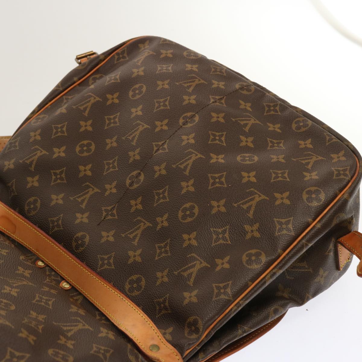 LOUIS VUITTON Monogram Saumur 35 Shoulder Bag M42254 LV 69757