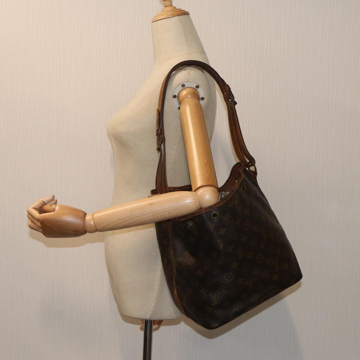LOUIS VUITTON Monogram Petit Noe Shoulder Bag M42226 LV 69760