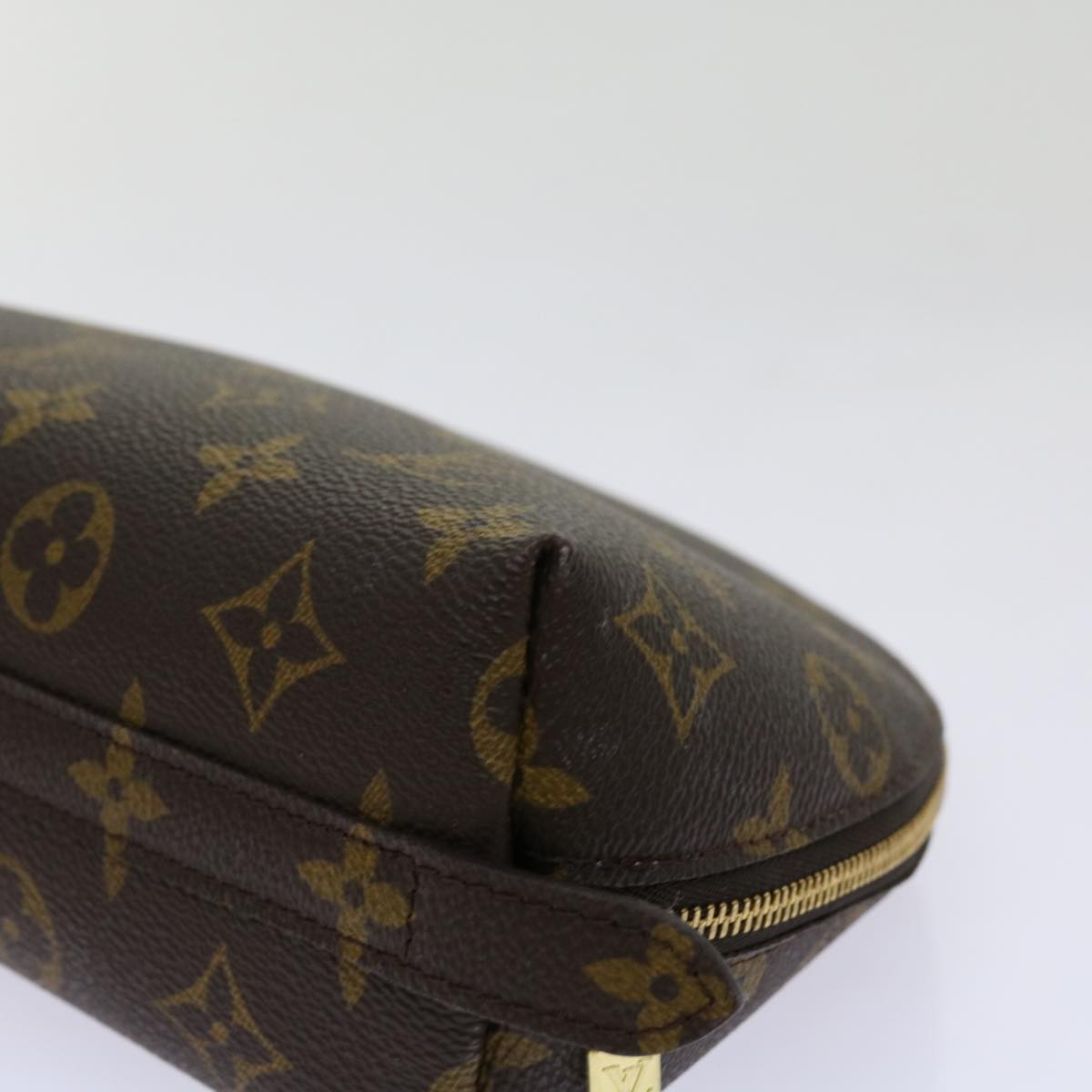 LOUIS VUITTON Monogram Trousse Demi Ronde Cosmetic Pouch M47520 LV 69807