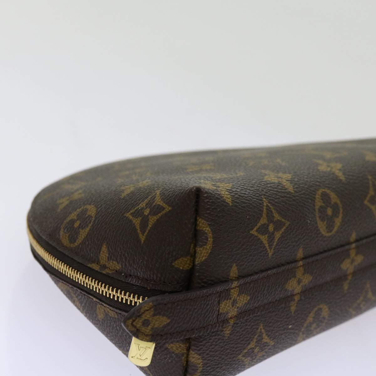 LOUIS VUITTON Monogram Trousse Demi Ronde Cosmetic Pouch M47520 LV 69807