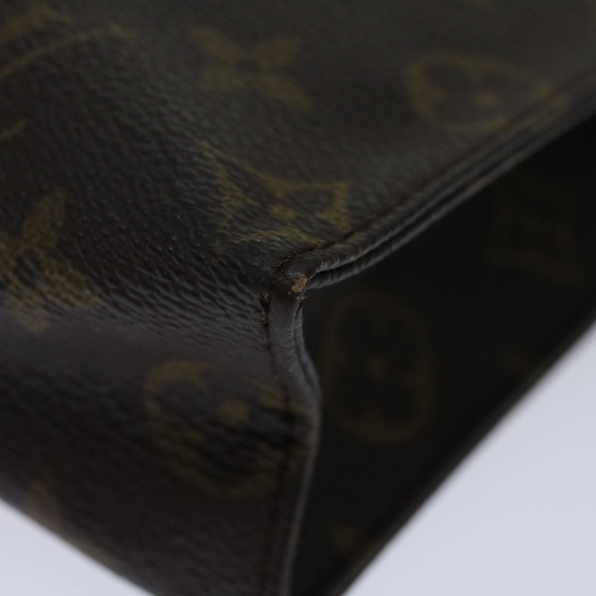 LOUIS VUITTON Monogram Poche Toilette 26 Pouch M47542 LV 69812