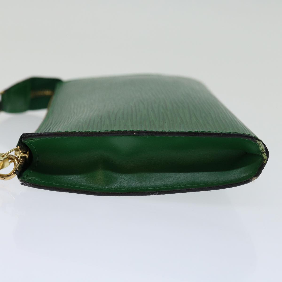 LOUIS VUITTON Epi Pochette Accessoires Pouch Green M52984 LV 69826