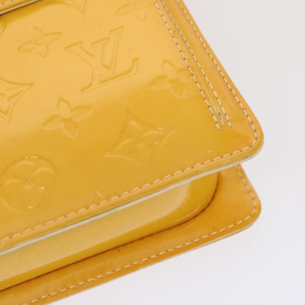 LOUIS VUITTON Monogram Vernis Motto Pouch Lime Yellow M91059 LV 69859