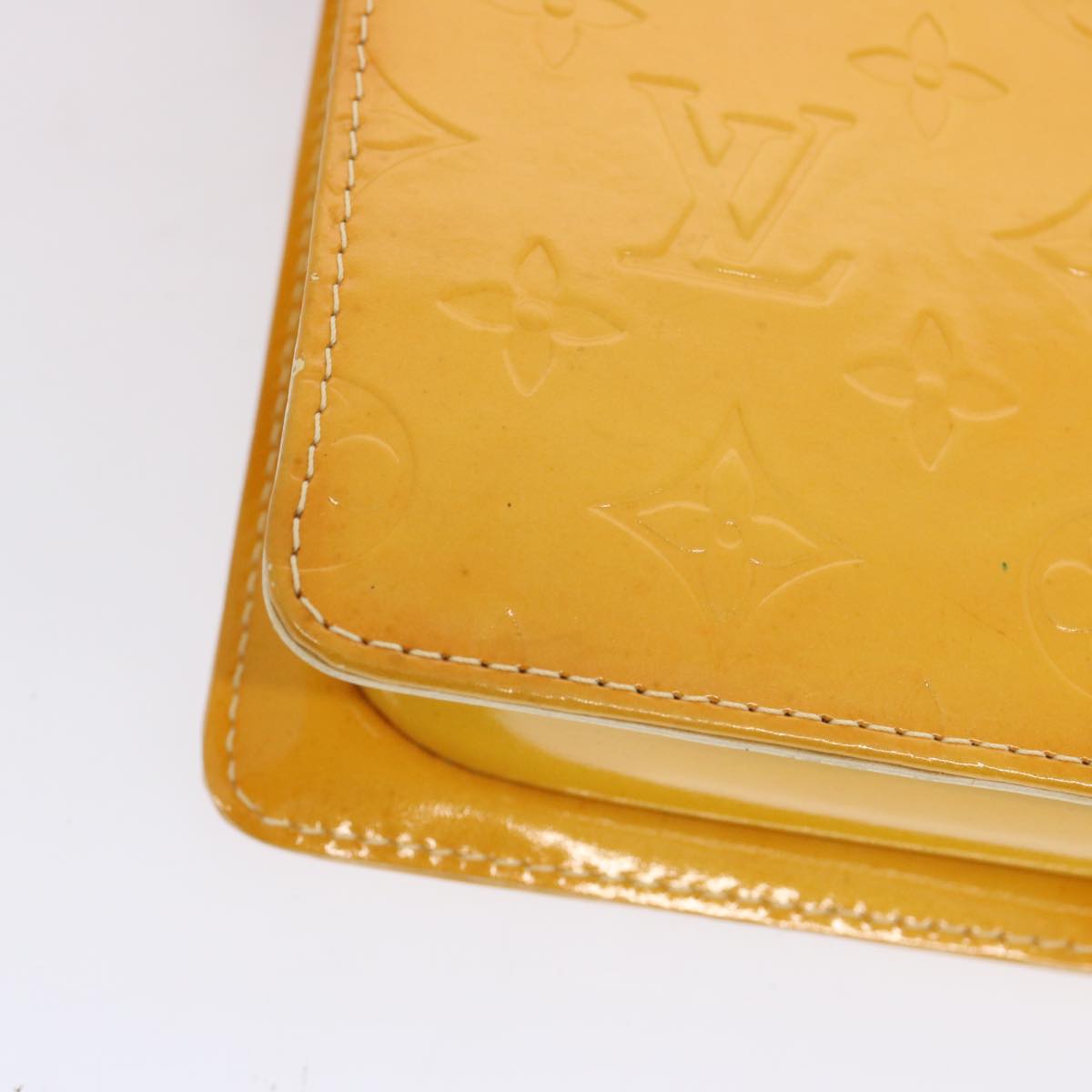 LOUIS VUITTON Monogram Vernis Motto Pouch Lime Yellow M91059 LV 69859