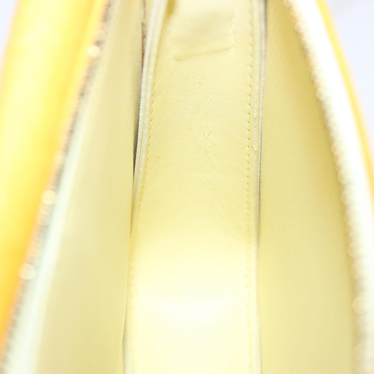 LOUIS VUITTON Monogram Vernis Motto Pouch Lime Yellow M91059 LV 69859
