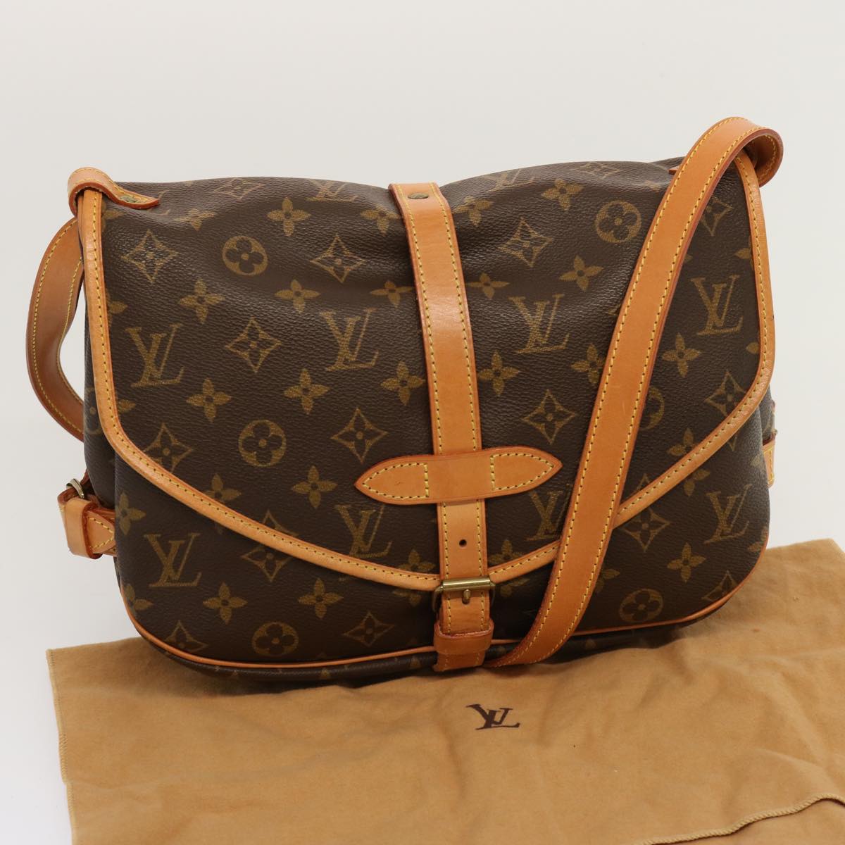 LOUIS VUITTON Monogram Saumur 30 Shoulder Bag M42256 LV 69874A