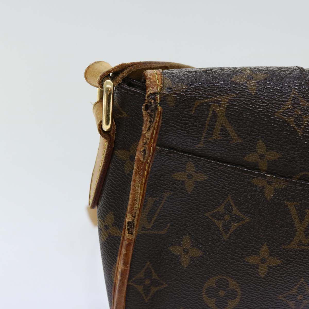 LOUIS VUITTON Monogram Menilmontant PM Shoulder Bag M40474 LV 69878