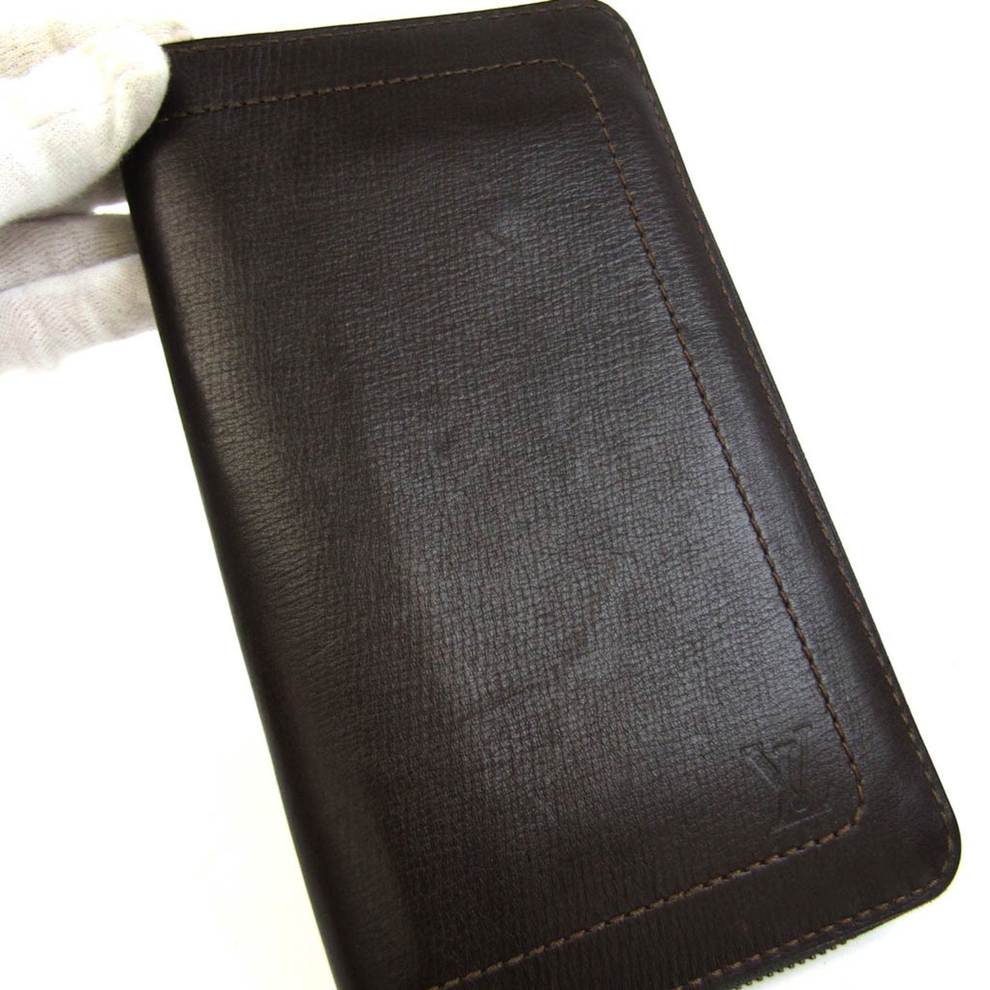 Louis Vuitton Zippy Organizer Leather Wallet ()