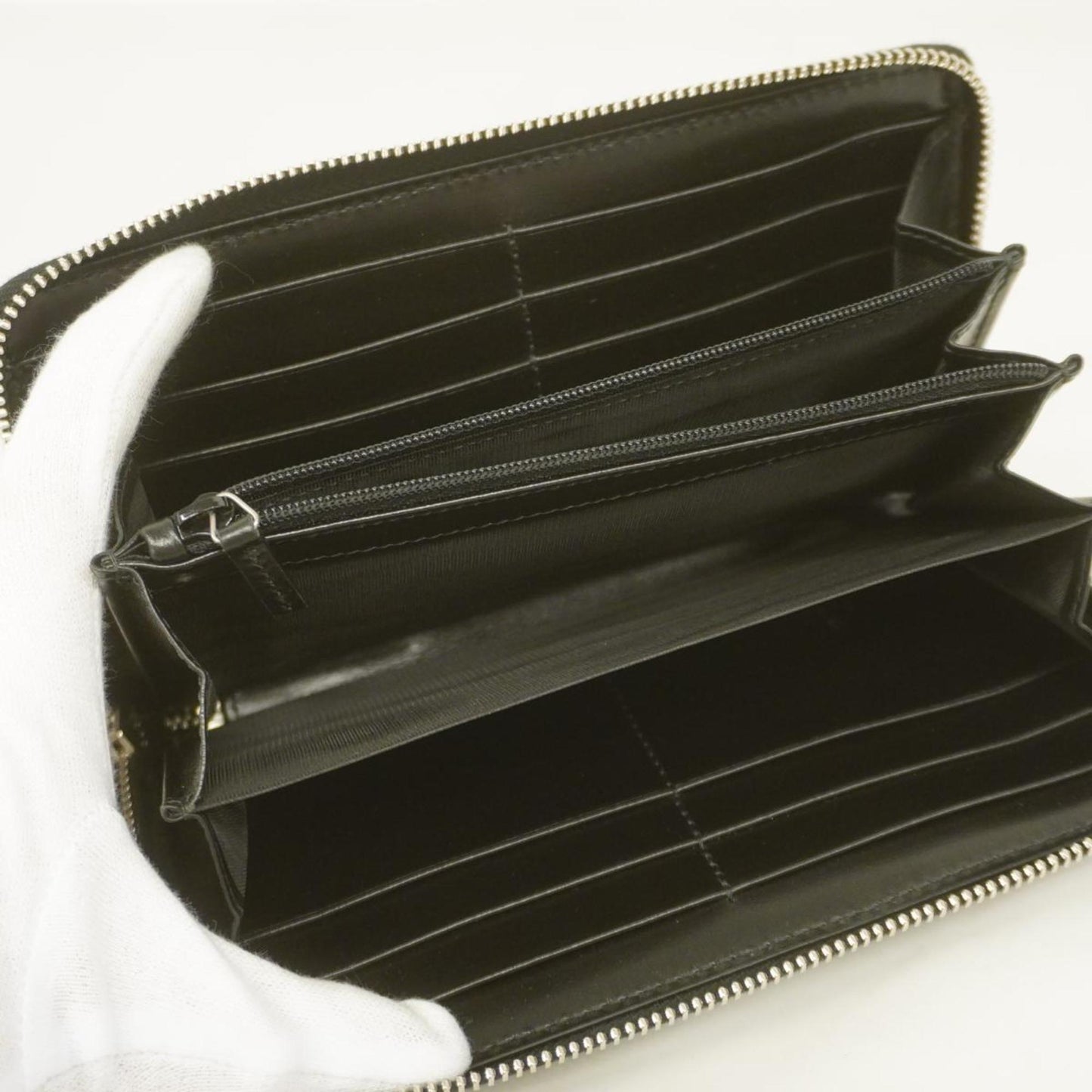 Gucci Zip Around  Leather Wallet  ()