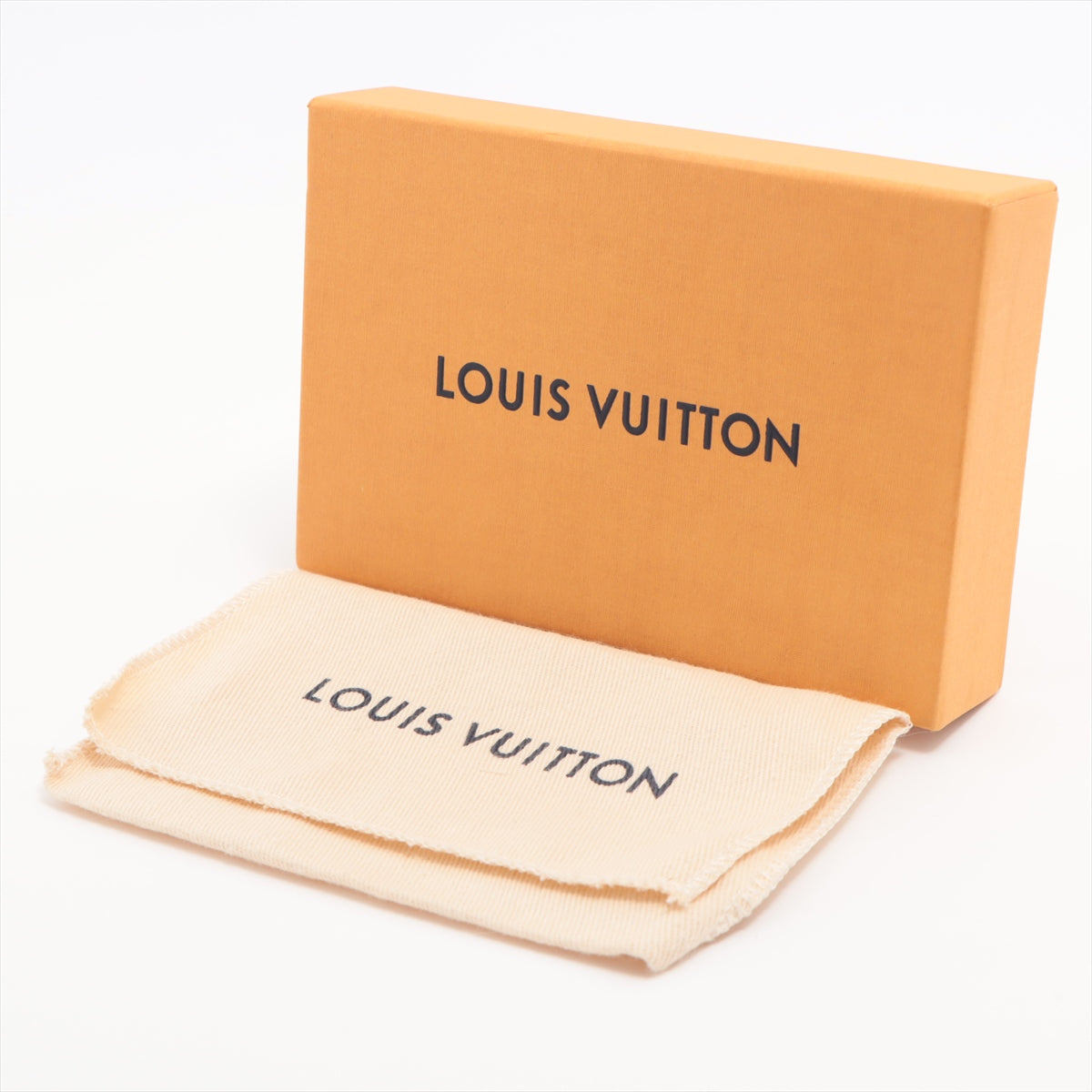 Louis Vuitton Monogram Multicell 4 M69517 Brown Keycase  Reaction