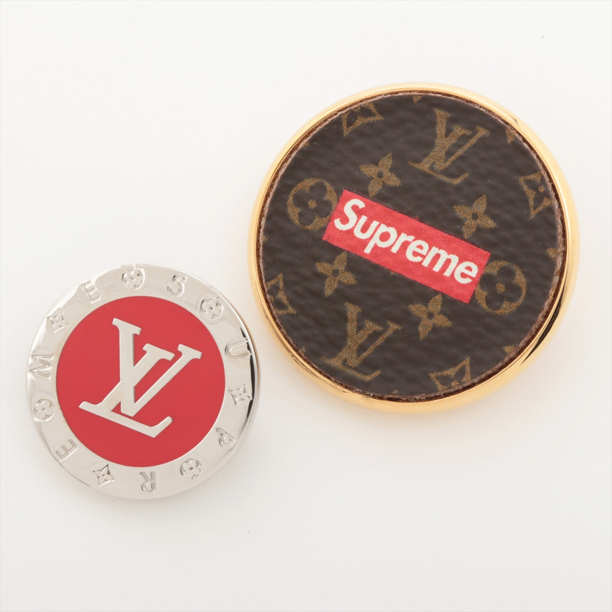 Louis Vuitton x Supreme MP2076 Box Logo RM0157 Brochure GP x PVC G x Silver 2 Set