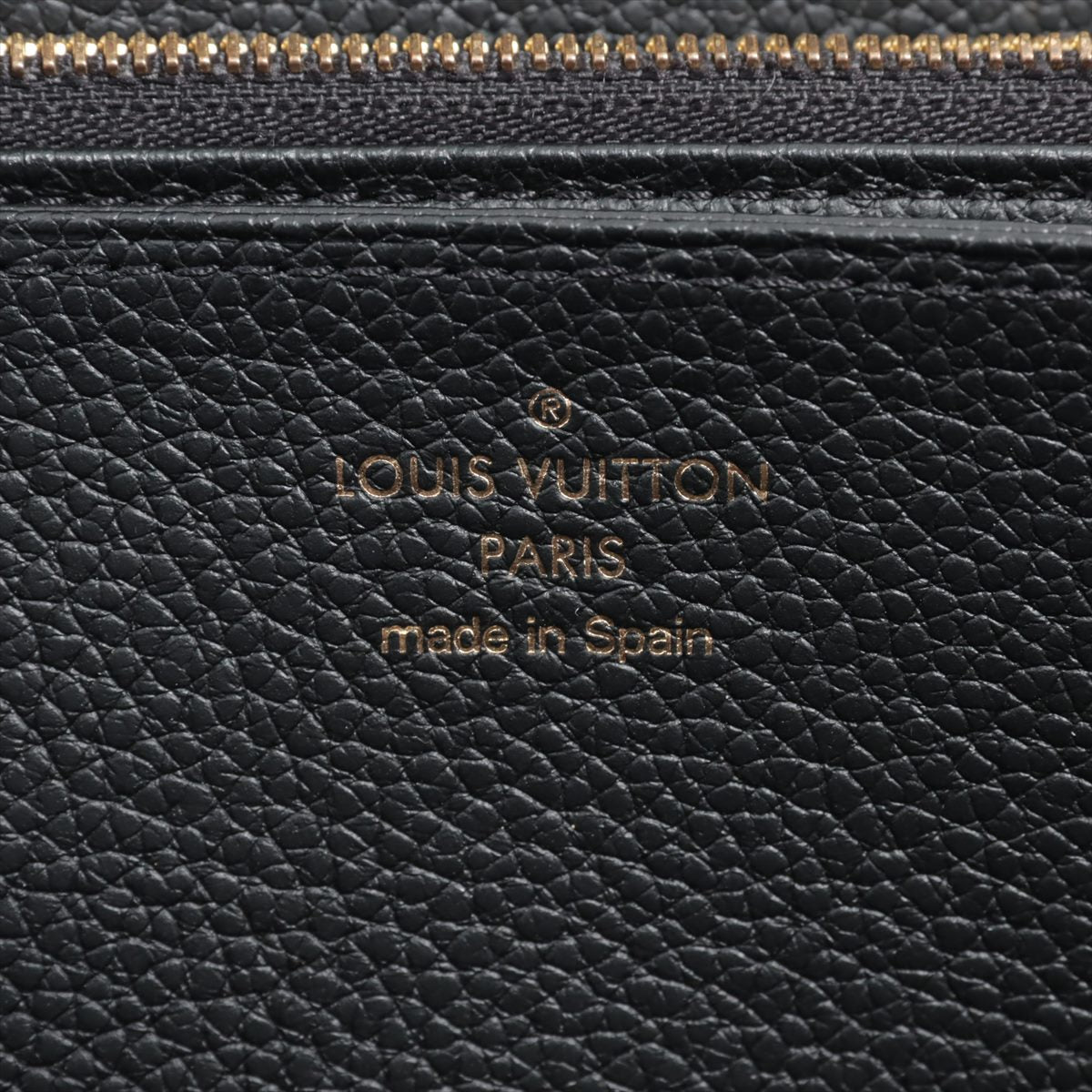 Louis Vuitton Implant  Wallet M61864 Noir Round Jeep Wallet
