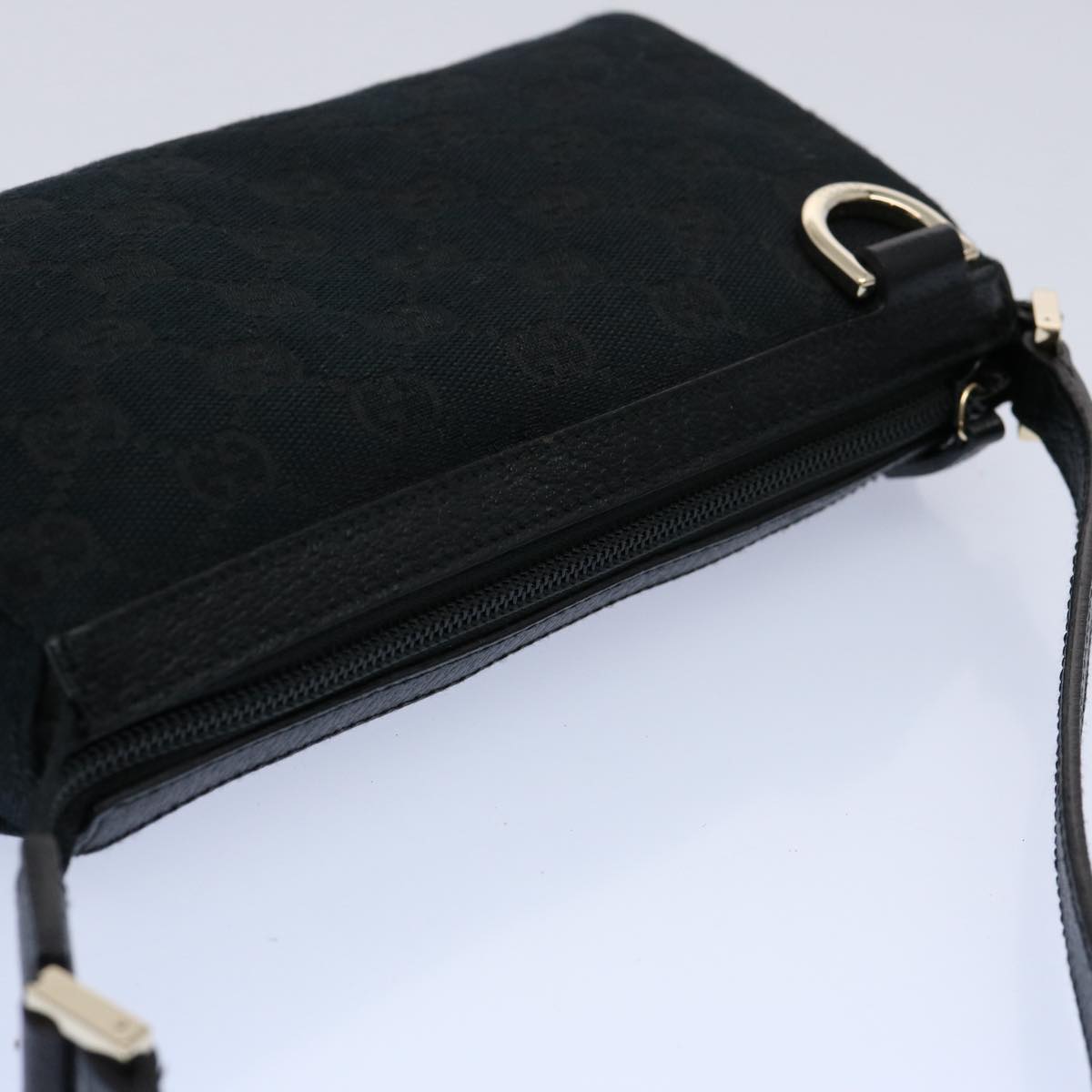 Gucci Abbey  Canvas Clutch Bag ()