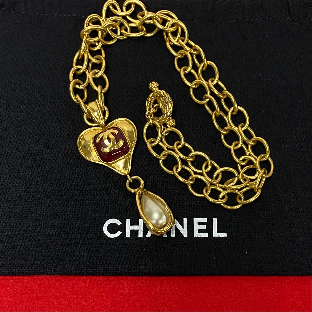 Chanel Vintage Heart Pearl Necklace Pendant