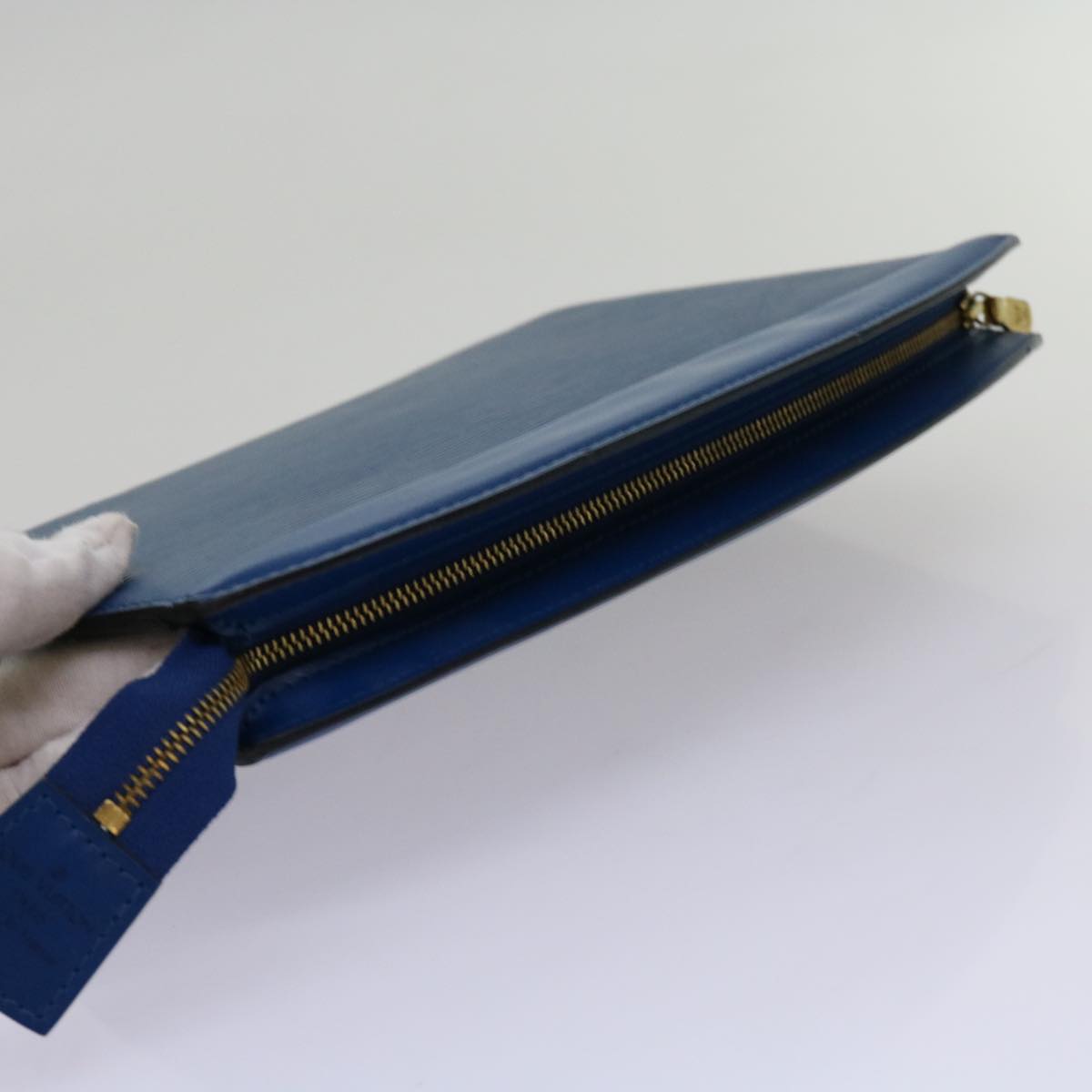 LOUIS VUITTON Epi Trousse Crete Pouch Blue M48405 LV 70000