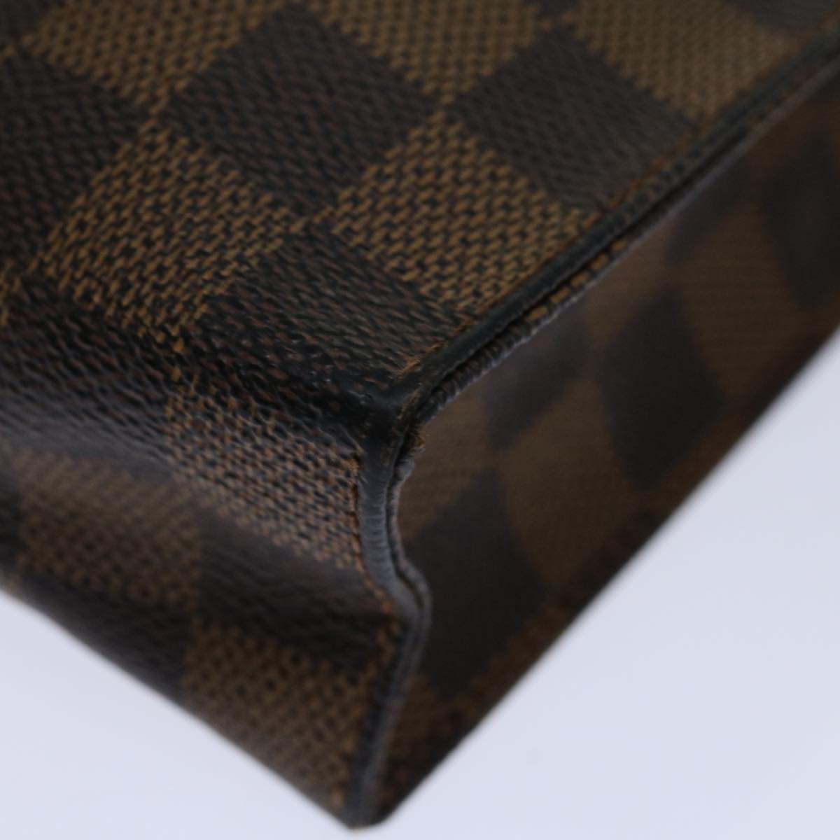 LOUIS VUITTON Damier Ebene Poche Toilette 26 Pouch N47543 LV 70037