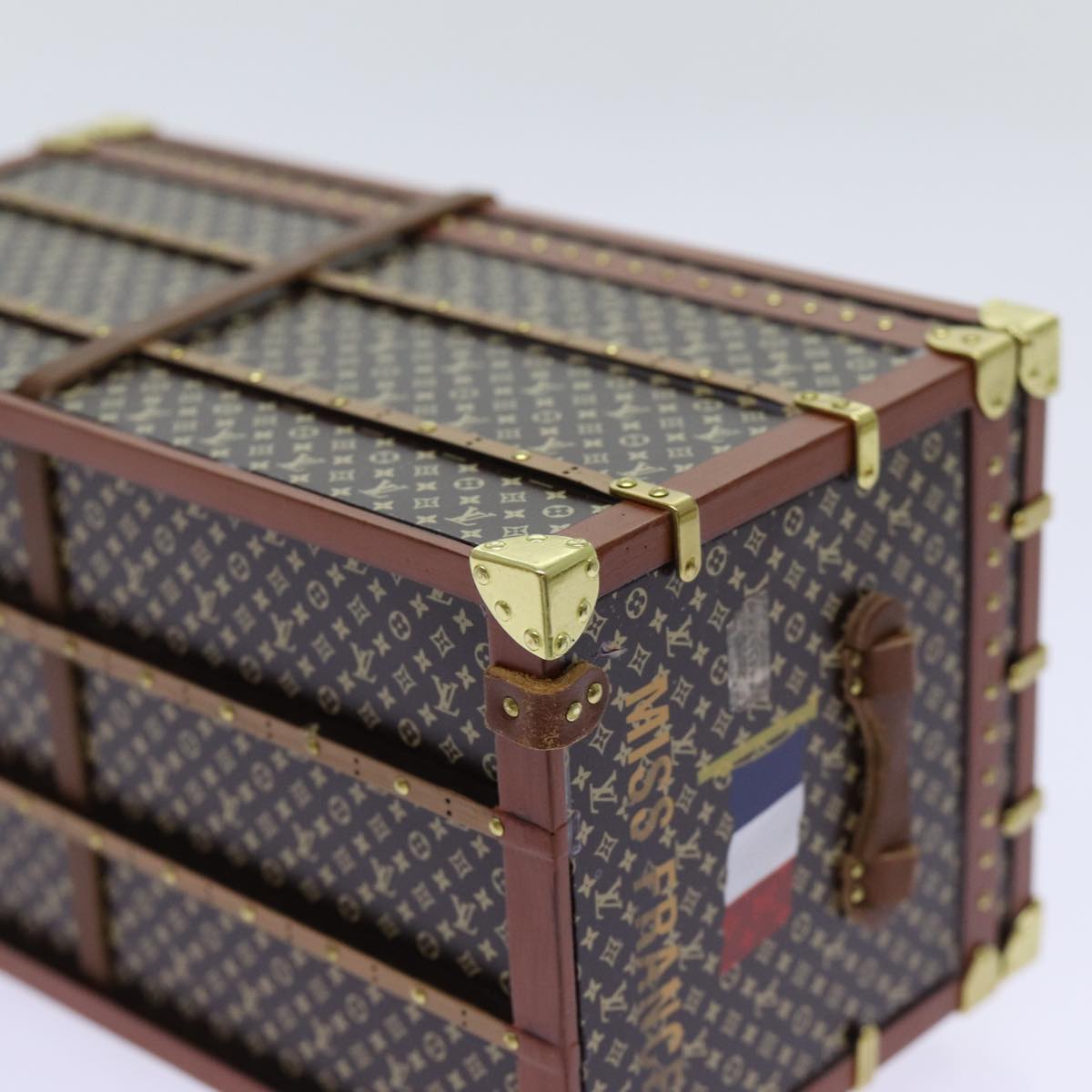 LOUIS VUITTON Miss France Paper Weight Brown M99408 LV 70061A