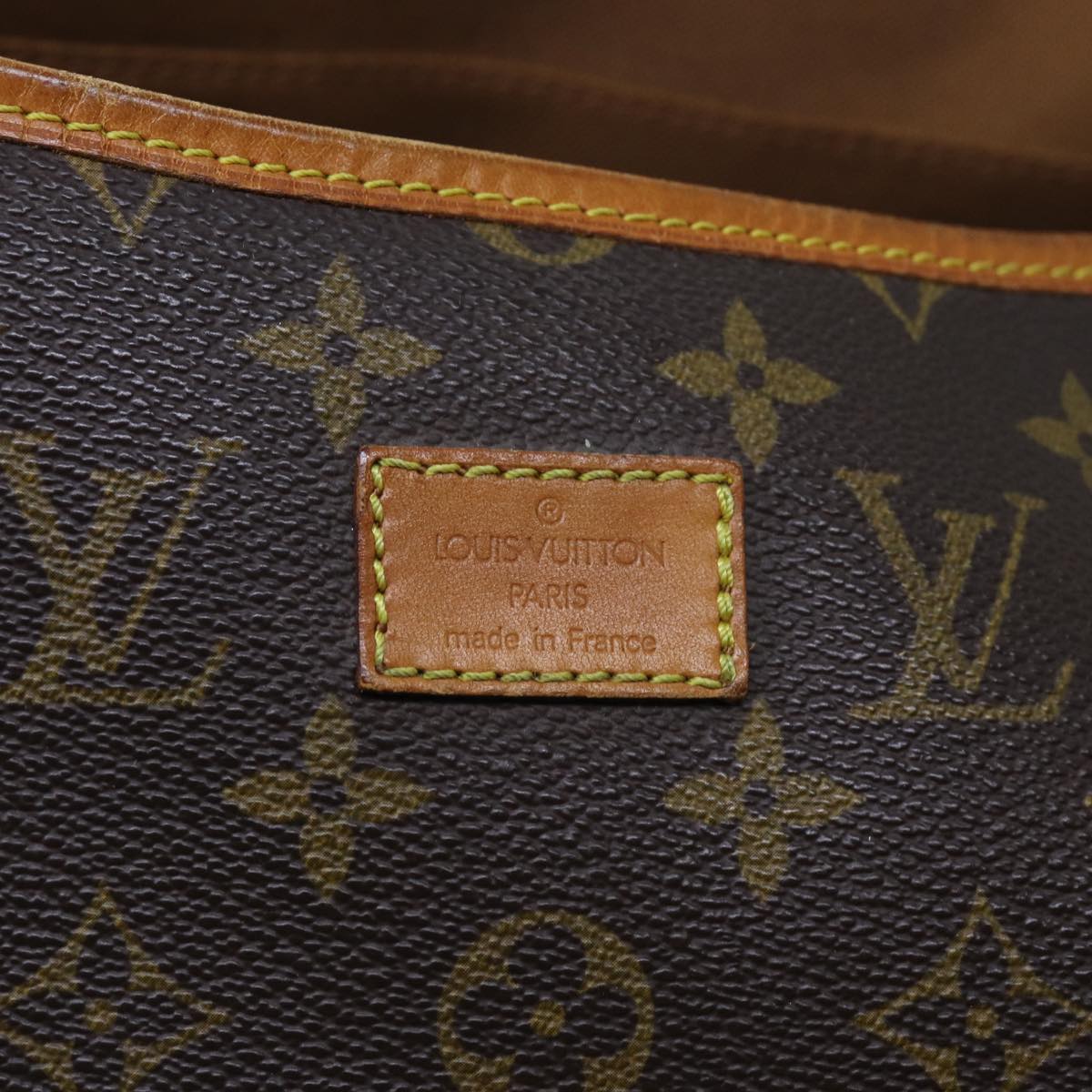 LOUIS VUITTON Monogram Saumur 35 Shoulder Bag M42254 LV 70072