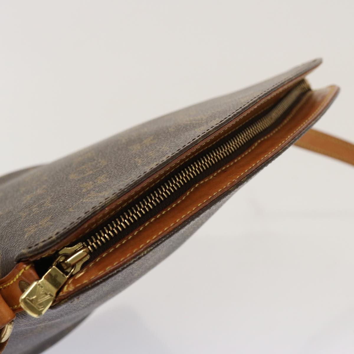 LOUIS VUITTON Monogram Drouot Shoulder Shoulder Bag M51290 LV 70325