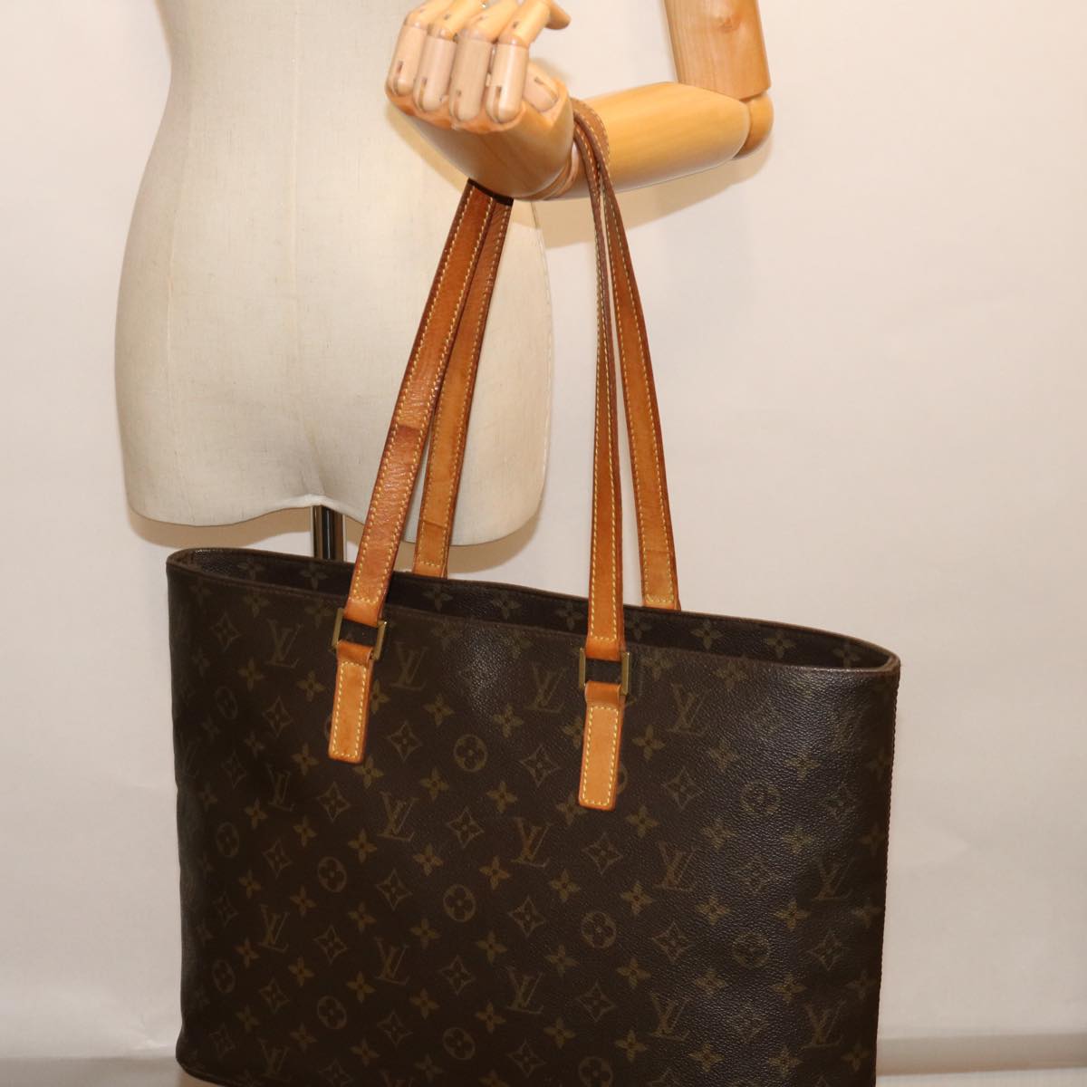 LOUIS VUITTON Monogram Luco Tote Bag M51155 LV 70353