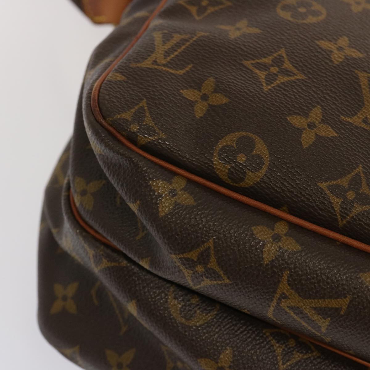 LOUIS VUITTON Monogram Reporter GM Shoulder Bag M45252 LV 70363