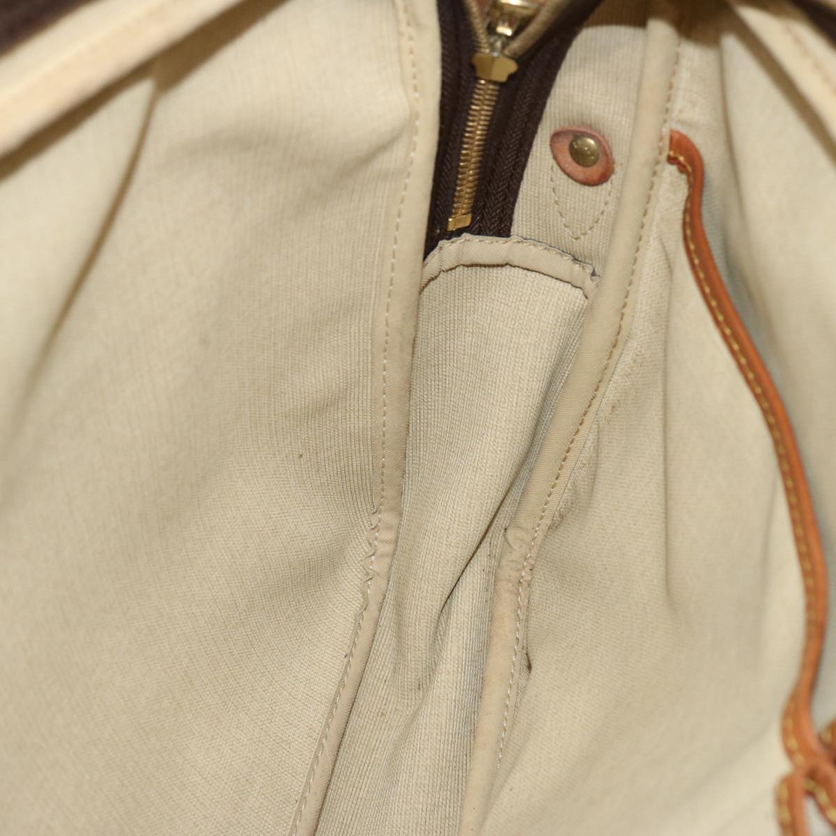 LOUIS VUITTON Monogram Reporter GM Shoulder Bag M45252 LV 70363