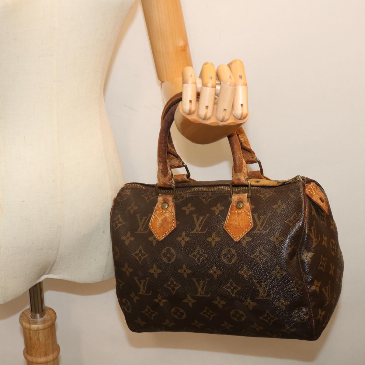 LOUIS VUITTON Monogram Speedy 25 Hand Bag M41528 LV 70366