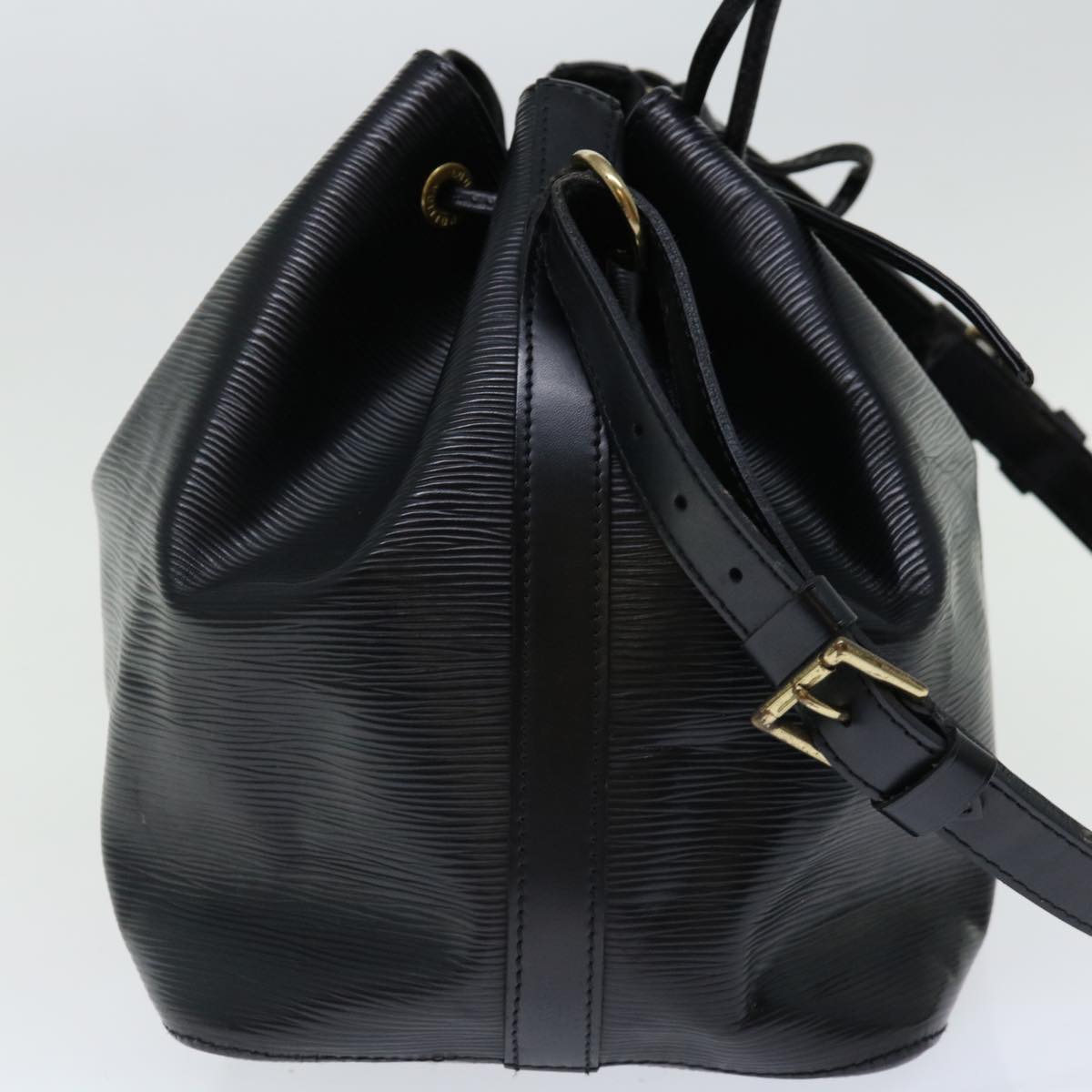 LOUIS VUITTON Epi Petit Noe Shoulder Bag Black M44102 LV 70376