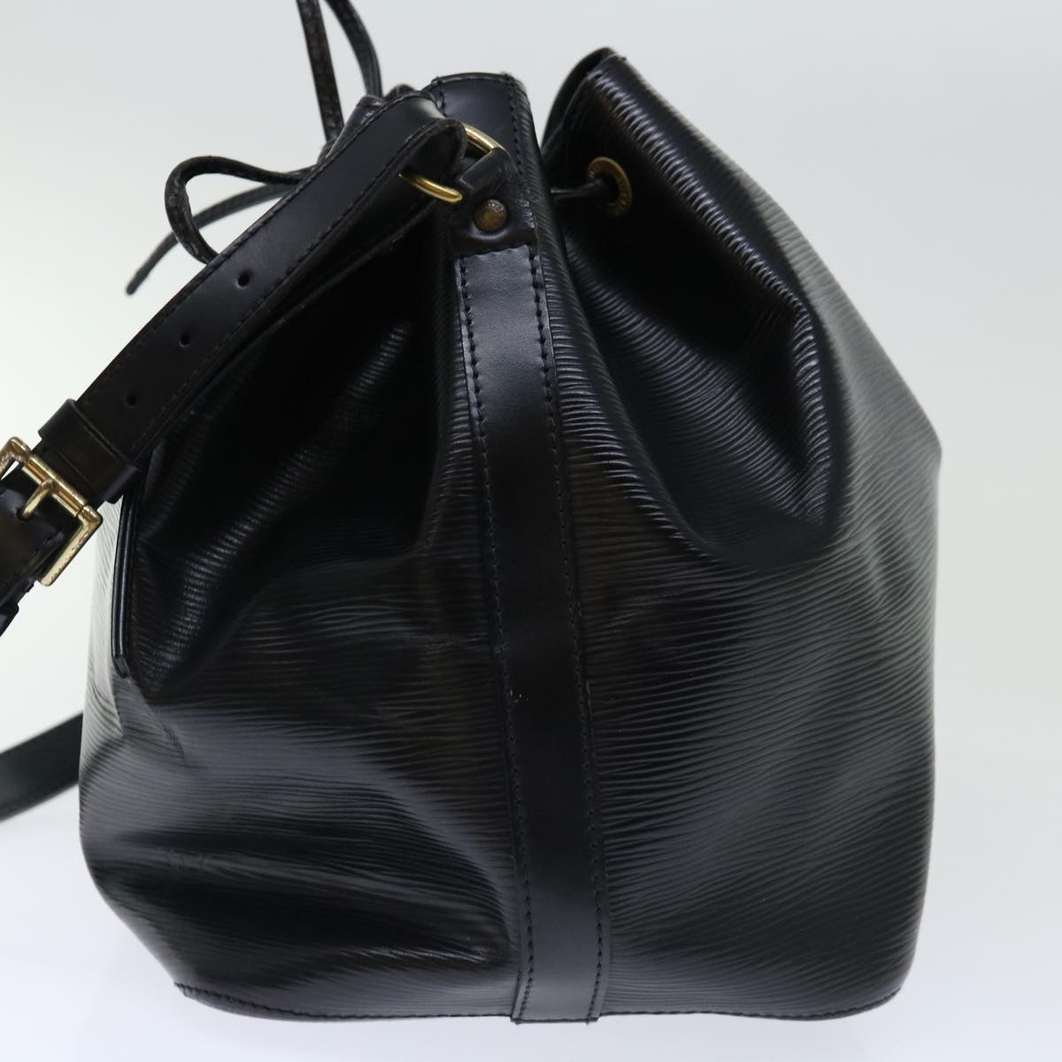 LOUIS VUITTON Epi Petit Noe Shoulder Bag Black M44102 LV 70376