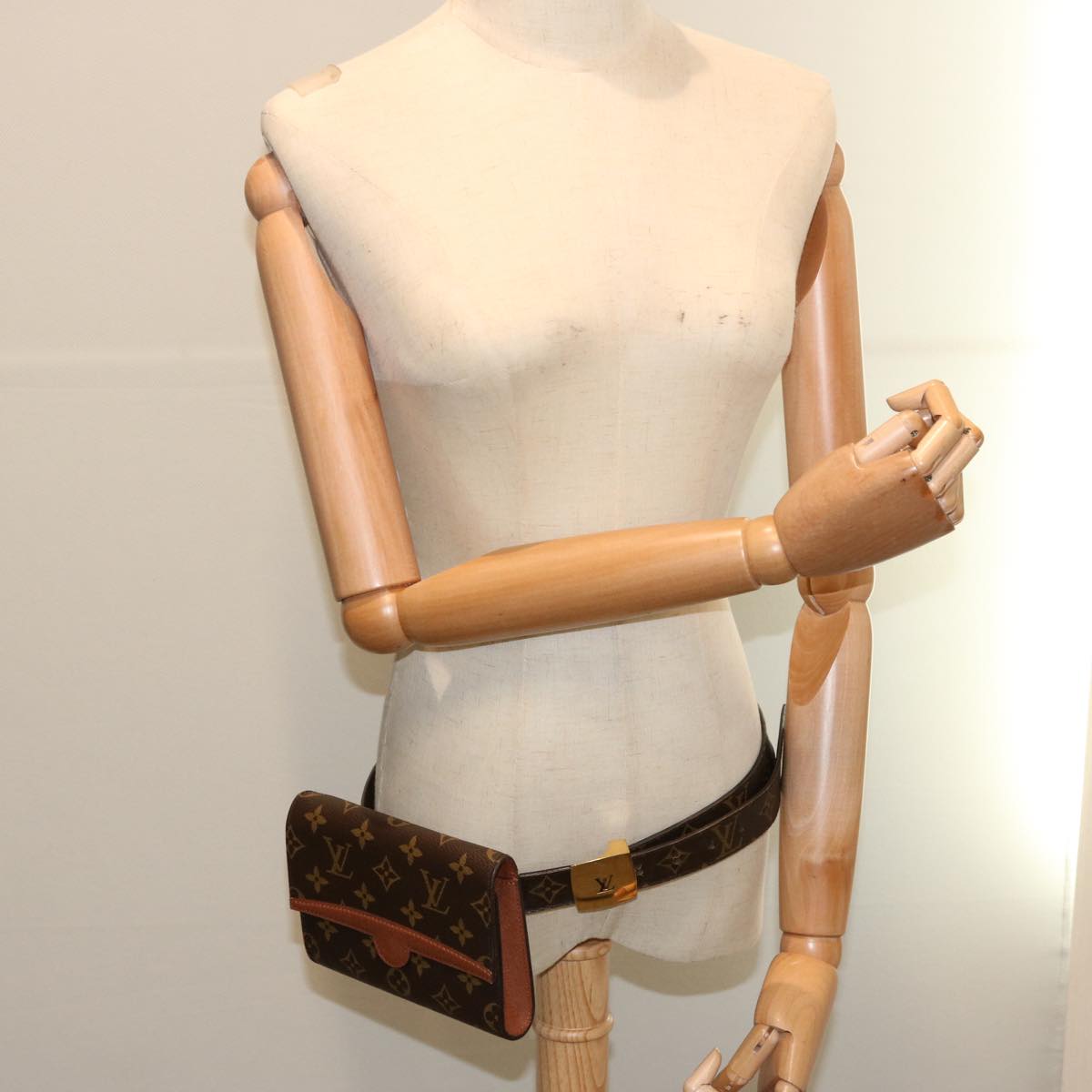 LOUIS VUITTON Monogram Arsch Shoulder Bag M51975 LV 70417