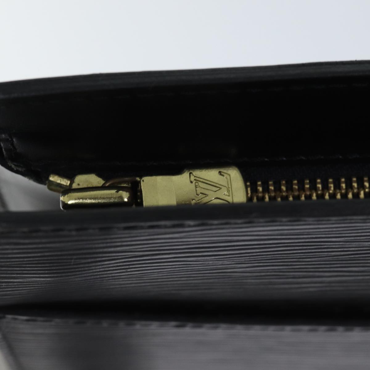 LOUIS VUITTON Epi Pochette Homme Clutch Bag Black M52522 LV 70480
