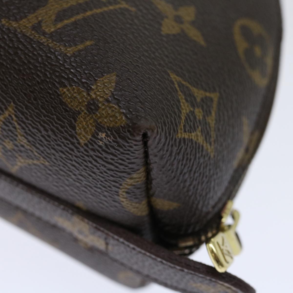 LOUIS VUITTON Monogram Trousse Demi Ronde Cosmetic Pouch M47520 LV 70486