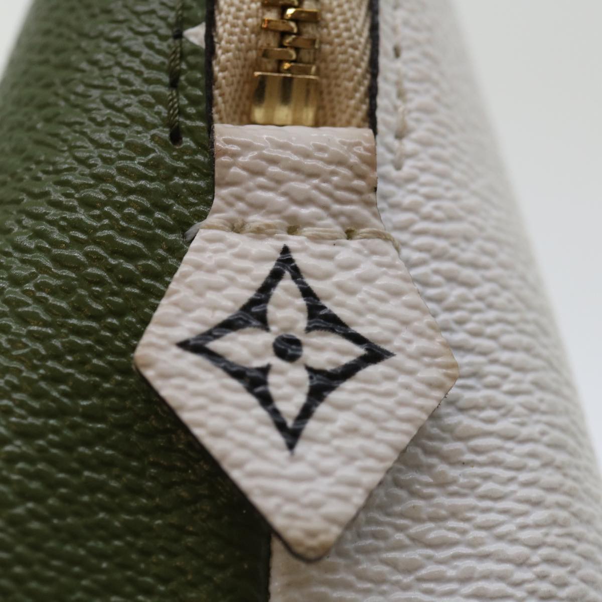 LOUIS VUITTON Monogram Giant Pochette Cosmetic PM Pouch M67693 LV 70493