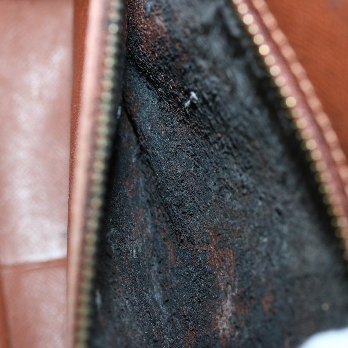 LOUIS VUITTON Monogram Saint Cloud GM Shoulder Bag M51242 LV 70512
